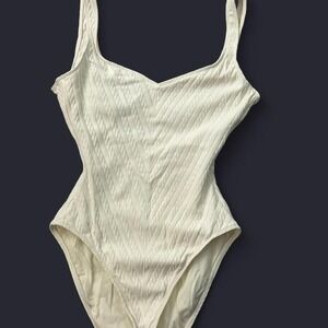 Lauren Ralph Lauren Ivory textured knit swimsuit structured Size 12. 0078